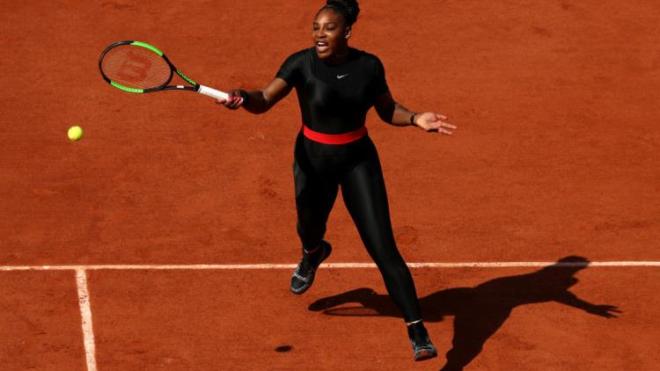 الرئيس السابقِ لِإيران يتعاطف مع نجمة التنس الأمريكي