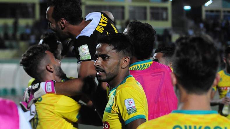 الكناري في النهائي