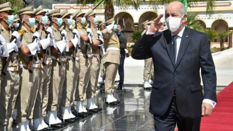 الرئيس تبون يشرف على التخرج السنوي للدفعات العسكرية بشرشال