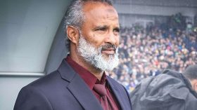 سي الطاهر قد يعلن رحيله عن مولودية وهران في أي وقت