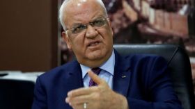 وفاة كبير المفاوضين الفلسطينيين صائب عريقات بكورونا