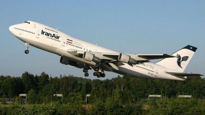 إيران تعلن تسلمها لـ 5 طائرات فرنسية