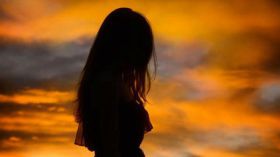 أماتوني في الأوراق الرسمية حتى يحرموني من الميراث!