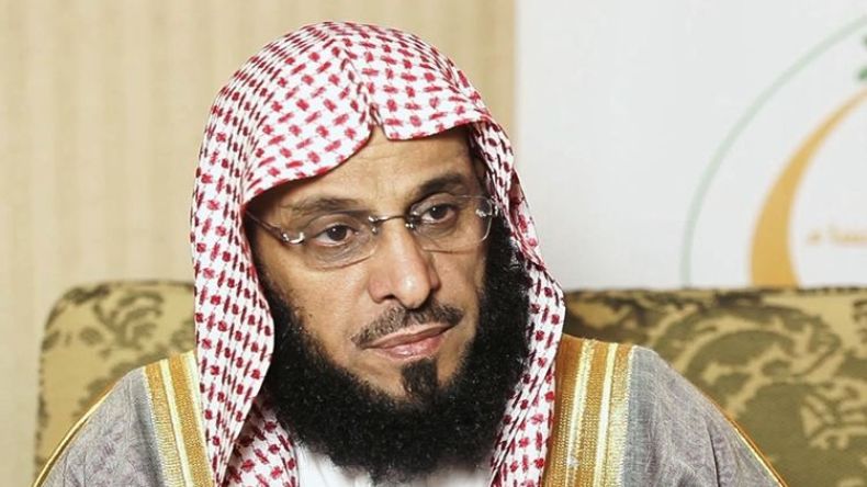 عائض القرني يشتم خطيب الحوثيين وخامنئي