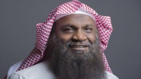 بعد “دجاج عمرو خالد”.. الكلباني: “مياه veen من أطيب الصدقات”!