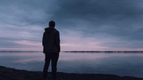 بساطة عالم الرجال