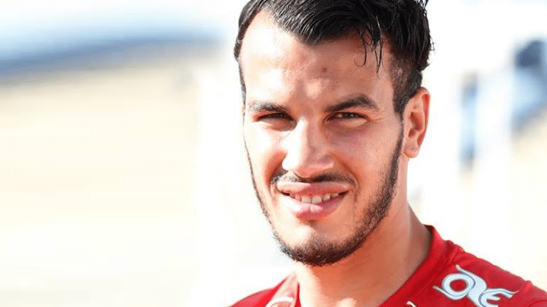 الهلال السوداني يريد عبد العزيز قشي