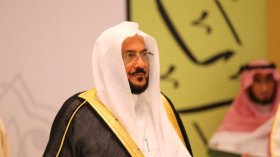 السيسي مجاهد عظيم ومدافع عن الإسلام (فيديو)