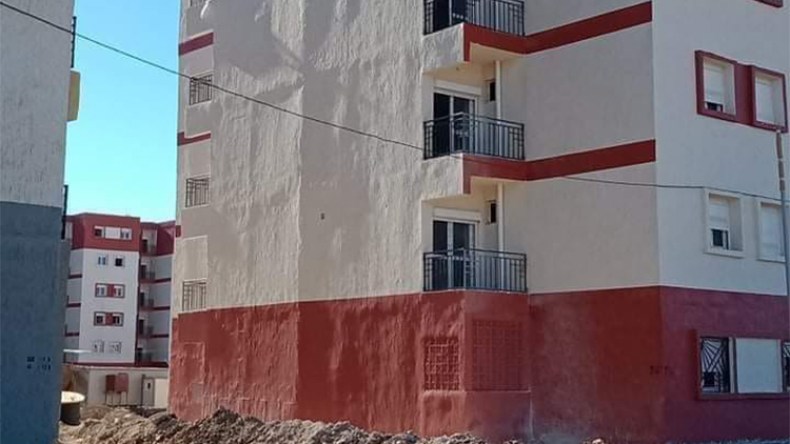 هذه حقيقة الصورة المتداولة لعمارة سيدي بلعباس