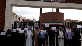 عرب إيران يشكون من القمع والتمييز