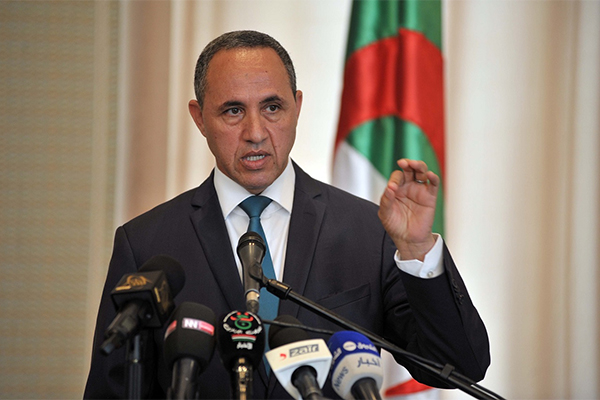 Mihoubi aux islamistes: «L’Algérie n’est pas l’Afghanistan»