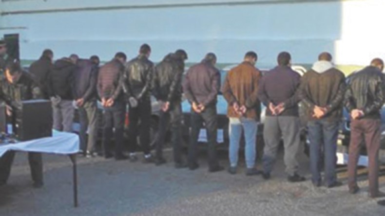 السجن لعصابة من 13 شخصا اختصت في سرقة السيارات بأم البواقي