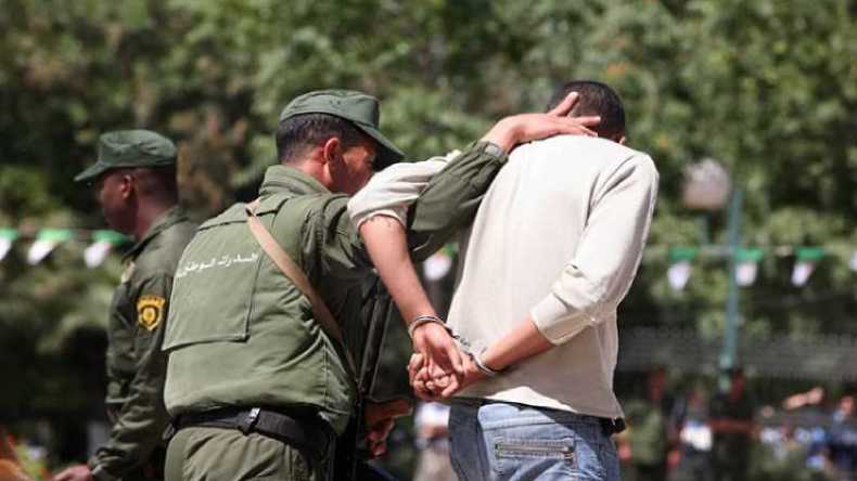 تفكيك شبكة إجرامية تحتال على النساء بغرداية