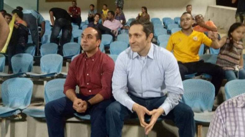 المصري علاء مبارك والحنين إلى “التوريث”