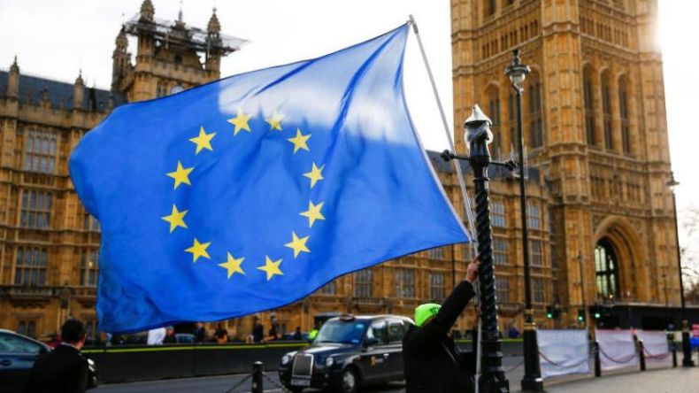 بريطانيا تسعى لمنع إدراج السعودية في قائمة أوروبية سوداء