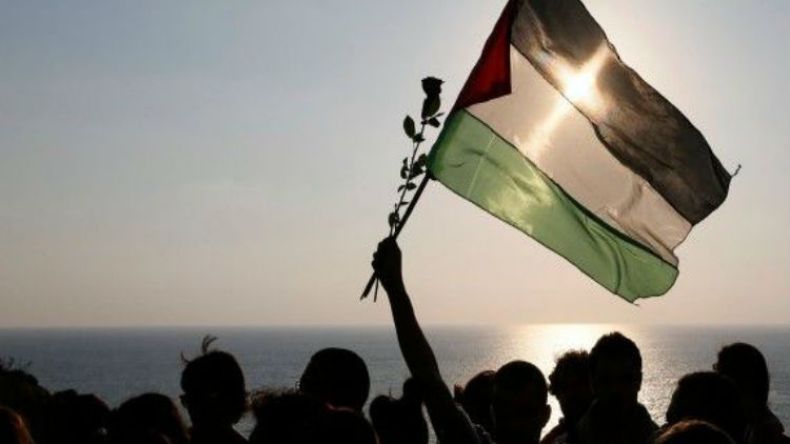 رفع علم فلسطين ممنوع داخل إسرائيل!
