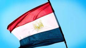 توقيف امرأة خاطرت بحياة طفلها من أجل مفتاح!