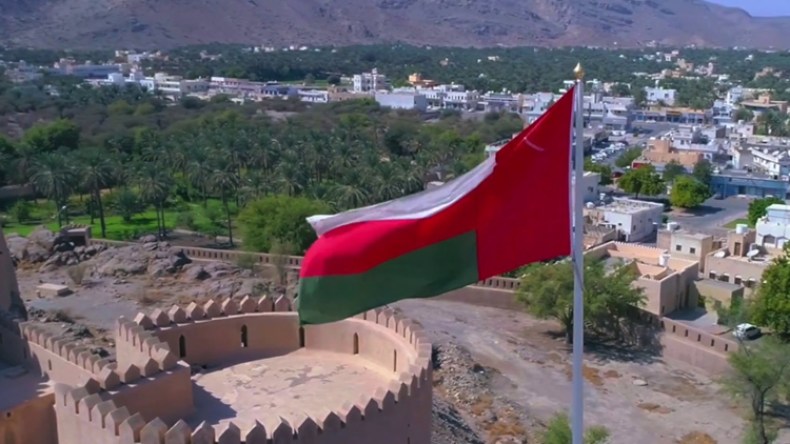 سلطنة عُمان ميزان ثقل نادر في العلاقات الدولية