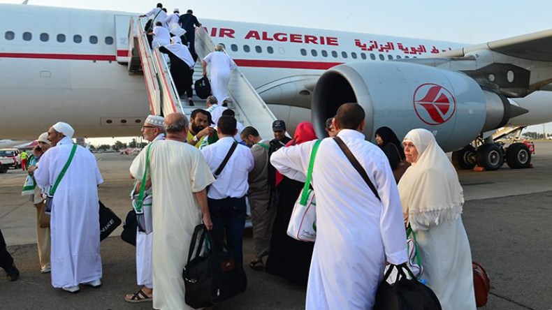 تذبذب في رحلات العمرة بسبب فيروس “كورونا”