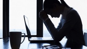 هل العمل يخدمك أم يخدم زوجك والمجتمع؟