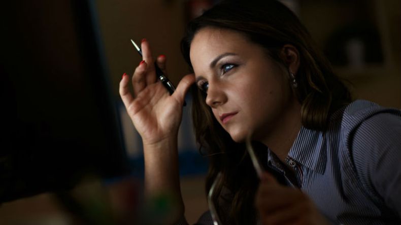 المرأة تفكر بترك عملها 17 مرّة في السّنة.. والسبب؟!