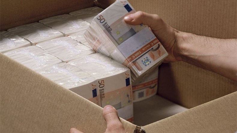 هكذا هرّب مسير شركة 2 مليون أورو نحو تركيا