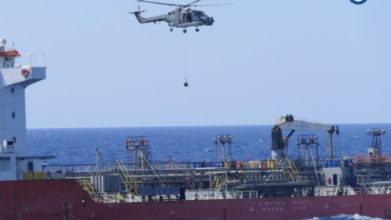 دورية أوروبية توقف سفينة إماراتية متجهة إلى ليبيا