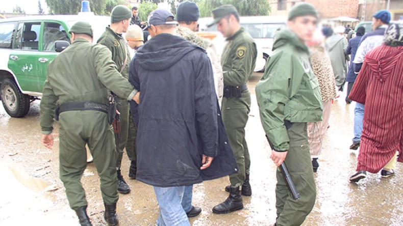 موظفون يختلسون مليار سنتيم من شركة عمومية