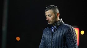 عنتر يحي يرتدي “السواد”