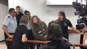 السجن ثمانية أشهر لعهد التميمي ووالدتها