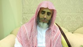 النيابة تطلب قتل عوض القرني تعزيراً