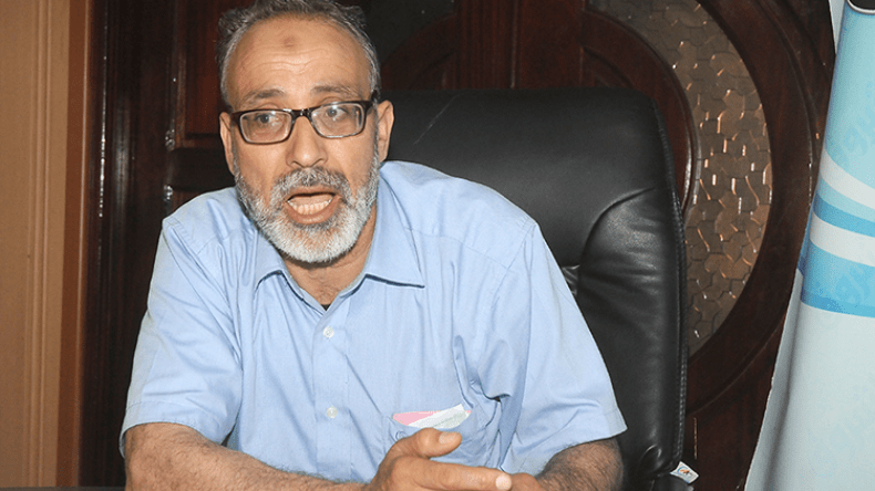 عيسى نكاف: الشعر صار حديث الصالونات والمثقفون جبناء