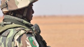 إرهابي يسلم نفسه بعين أمناس