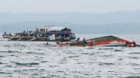 Coast Guards Rescued A Spanish Crew From Sunken Ship In Bejaia Port