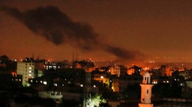 غارات إسرائيلية تستهدف قطاع غزة (فيديو)