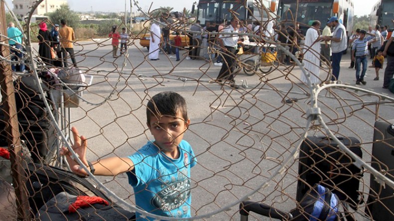 أهل غزة يكسرون الحصار