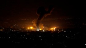 مقاتلات الاحتلال تقصف غزة (فيديو)