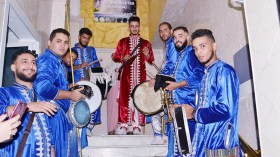 نعيش بطالة خانقة وحرمنا من جوازات السفر