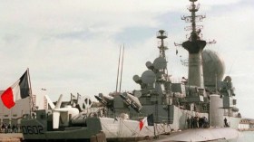 إيران تحذّر الغواصات الأمريكة والفرنسية من الدّخول إلى الخليج لهذا السبب