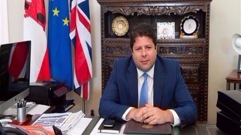 احتجاز ناقلة نفط عملاقة متجهة إلى سوريا في جبل طارق