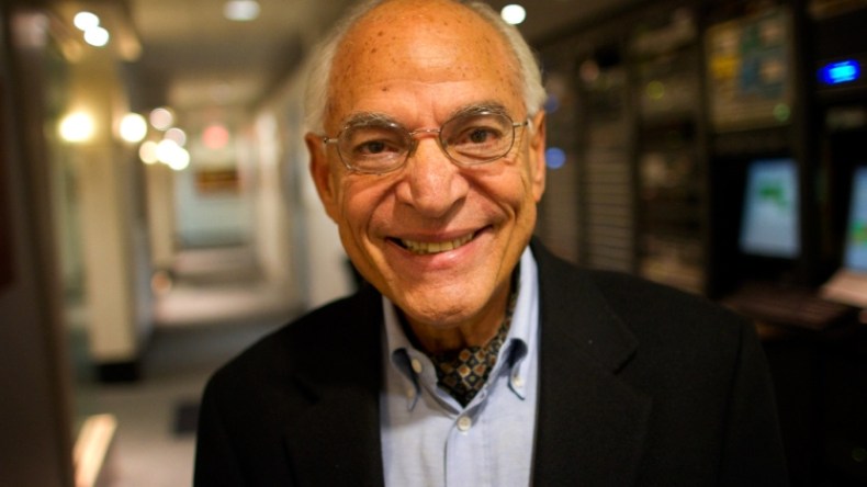 ناسا تطلق اسم عالم مصري على كويكب