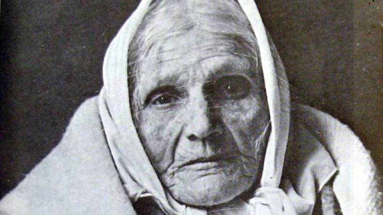 خنساء القبائلية التي اعتقنت المسيحية وتركت 7 معلقات بربرية