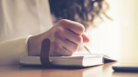 هذه قصة الفتاة المصرية التي قيل إنها انتحرت!