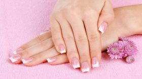 جفاف اليدين.. مشكلة يؤزمها الطقس البارد