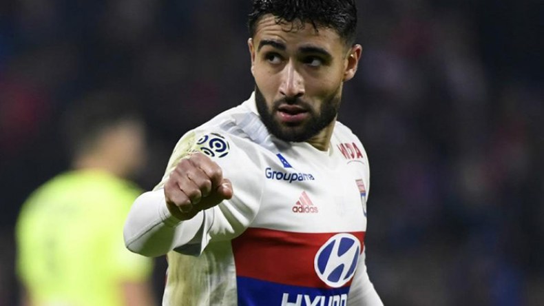 فقير مستاء من الحديث عن فشل صفقة انتقاله إلى ليفربول