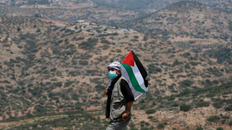 فلسطين على هامش موعد مرتبك