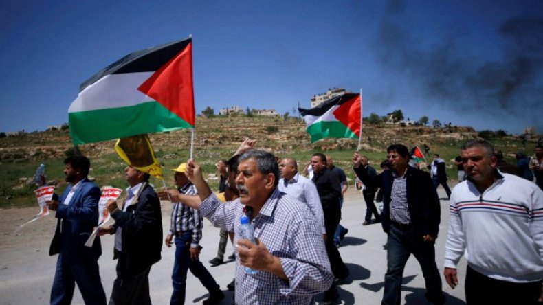 عدد الفلسطينيين تضاعف تسع مرات منذ النكبة