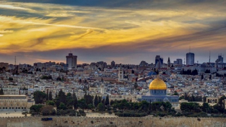 في رام الله يذيع الشعب بيانه