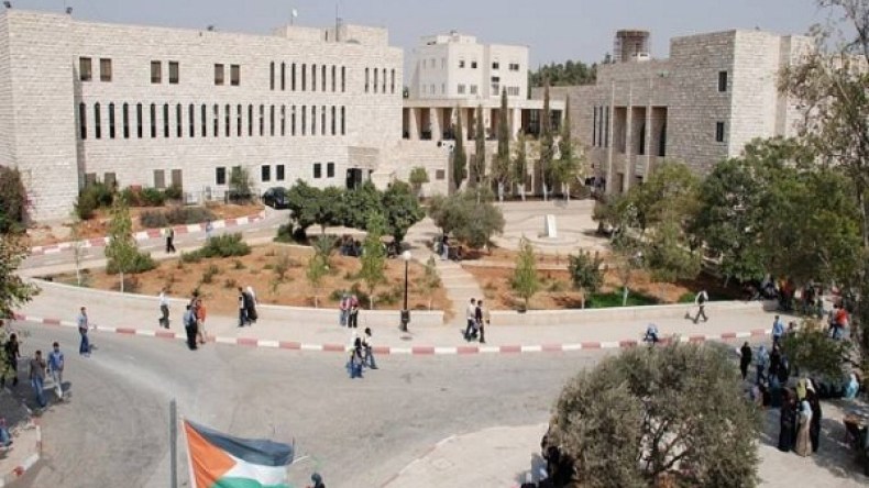 الجيش الإسرائيلي يغلق بوابات جامعة فلسطينية