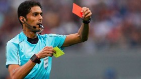 الفيفا تقصي رسميا الحكم السعودي المرداسي ومساعديه من المونديال